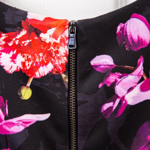 Betsey Johnson Black Floral Print Scuba Sheath Midi Dress, size 12 - Picture 6 of 10